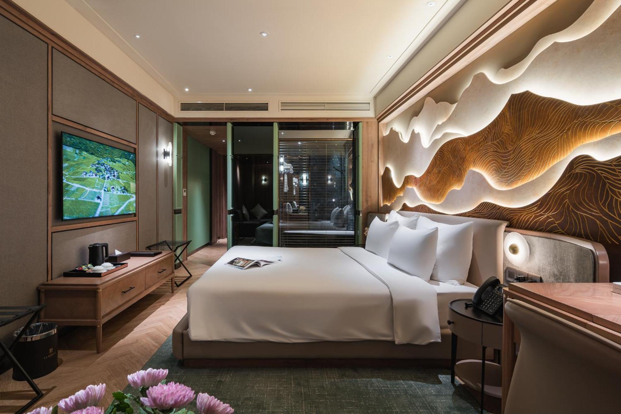 La Passion Premium Cau Go Hotel Hanoi Exterior photo